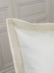 mon bercail taie oreiller satin marceau ambiance.jpg