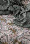 mon bercail jazzy essix plaid details.png
