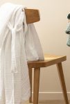 mon bercail peignoir gaze coton bonheur essix blanc ambiance4.jpg