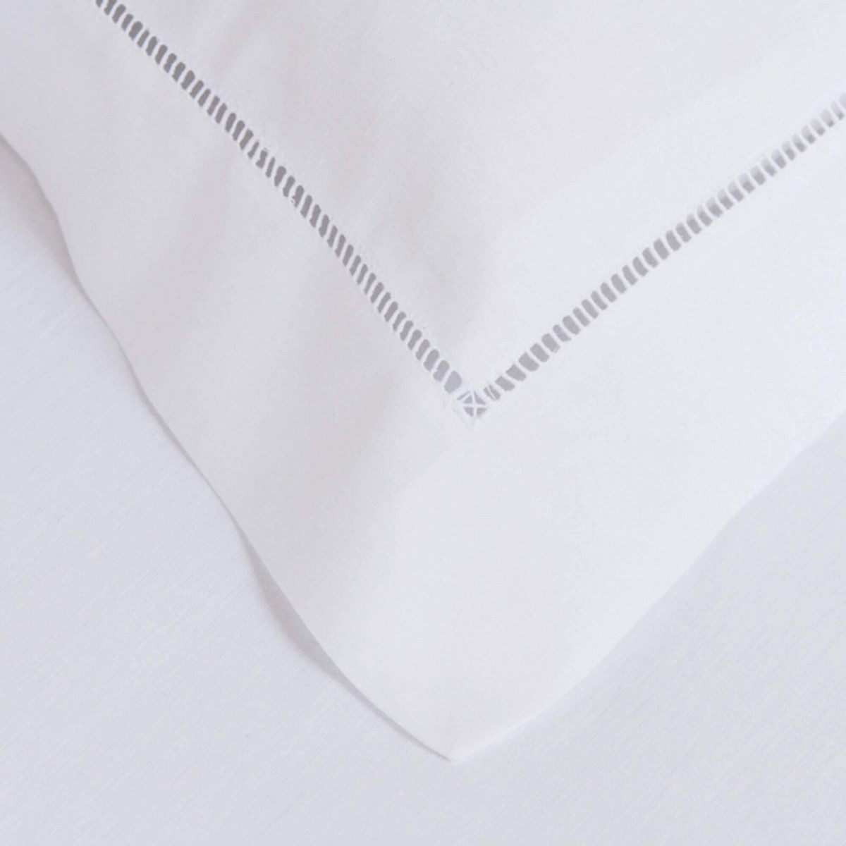mon bercail taie oreiller metis venise blanc ambiance.jpg